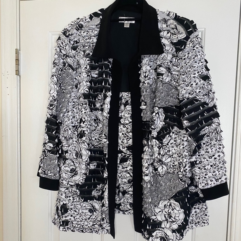 DRESS BARN 2 in 1 Top